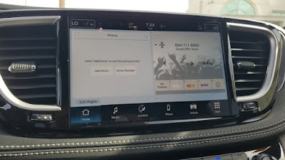2025 Chrysler Pacifica Select