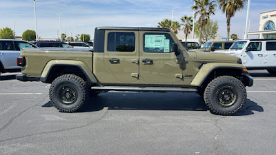 2025 Jeep Gladiator Sport S