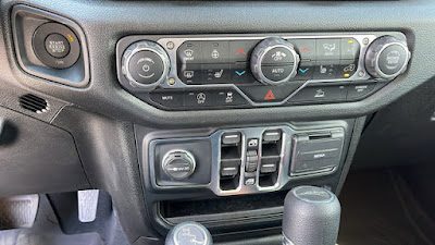 2025 Jeep Gladiator Sport S