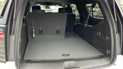2025 Chevrolet Suburban LS