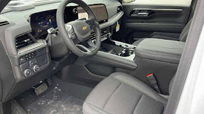 2025 Chevrolet Suburban LS