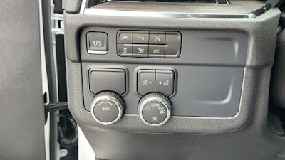 2025 Chevrolet Suburban LS