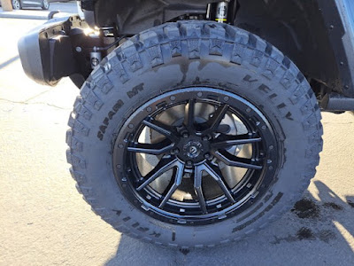 2025 Jeep Gladiator Nighthawk