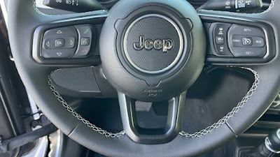 2025 Jeep Gladiator Sport S