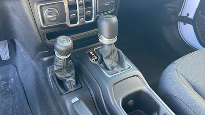 2025 Jeep Gladiator Sport S