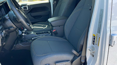 2025 Jeep Gladiator Nighthawk