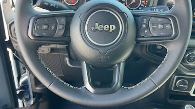 2025 Jeep Gladiator Sport S