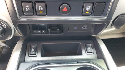 2020 Nissan Titan XD SV