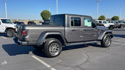2024 Jeep Gladiator Sport S