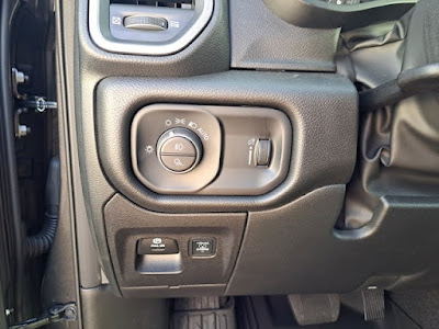 2025 RAM 1500 Warlock