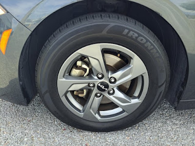 2023 Kia K5 LXS