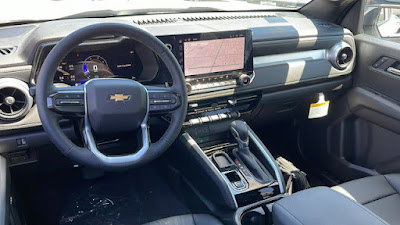 2025 Chevrolet Colorado 2WD LT