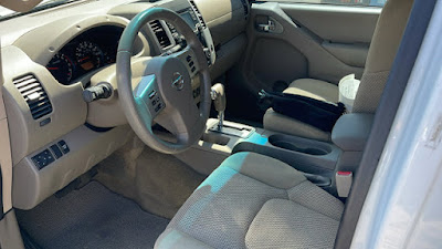 2015 Nissan Frontier SV