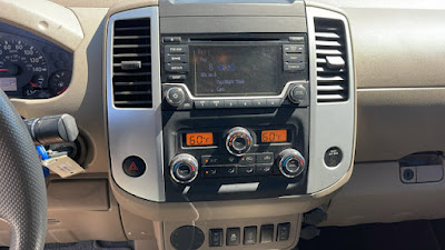 2015 Nissan Frontier SV