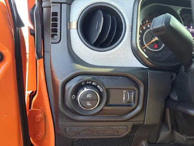 2025 Jeep Gladiator Sport S