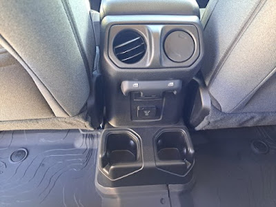 2025 Jeep Gladiator Willys