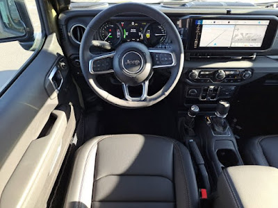 2025 Jeep Wrangler 4xe Sahara