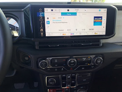 2025 Jeep Gladiator Willys