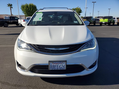 2018 Chrysler Pacifica Hybrid Touring L
