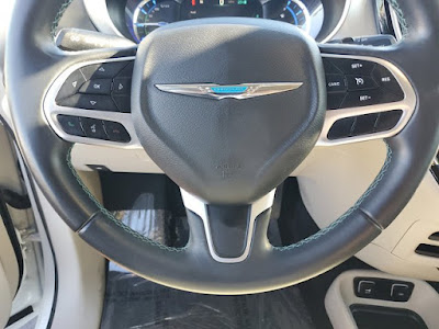2018 Chrysler Pacifica Hybrid Touring L