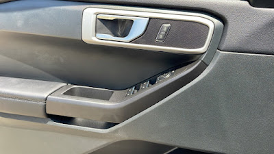 2024 Ford Explorer Base