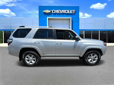 2024 Toyota 4Runner SR5