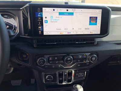 2025 Jeep Gladiator Sport S