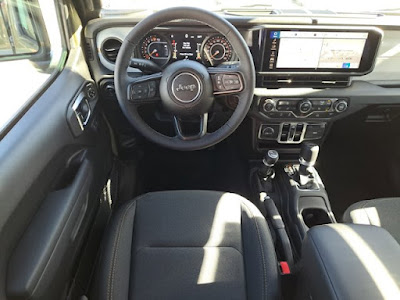 2025 Jeep Gladiator Sport S