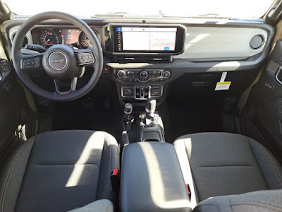 2025 Jeep Gladiator Sport S
