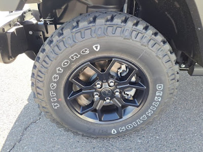 2025 Jeep Gladiator Willys