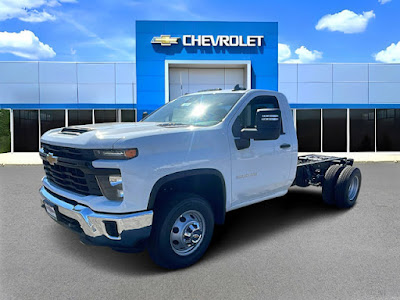 2025 Chevrolet Silverado 3500HD CC Work Truck