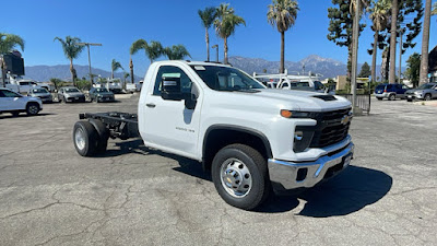 2025 Chevrolet Silverado 3500HD CC Work Truck