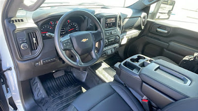2025 Chevrolet Silverado 3500HD CC Work Truck