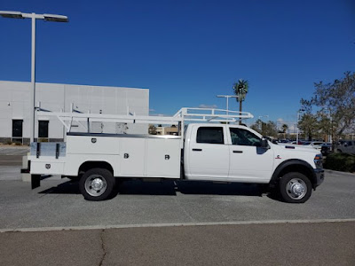 2025 RAM 5500 Chassis Cab Tradesman