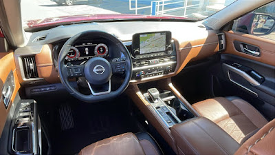 2023 Nissan Pathfinder Platinum