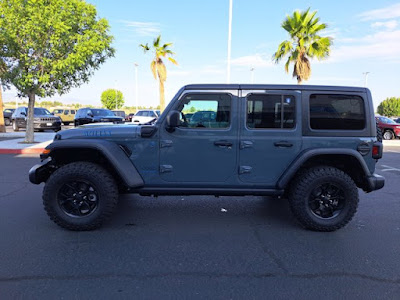 2025 Jeep Wrangler 4xe Willys