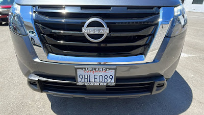 2023 Nissan Pathfinder SV