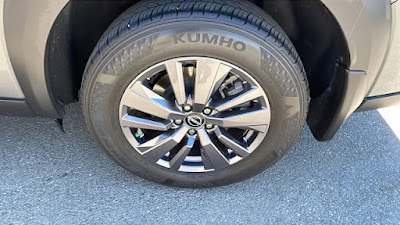 2023 Nissan Pathfinder SV