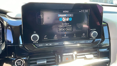 2023 Nissan Pathfinder SV