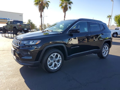 2025 Jeep Compass Latitude