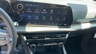 2026 Chevrolet Traverse FWD LT