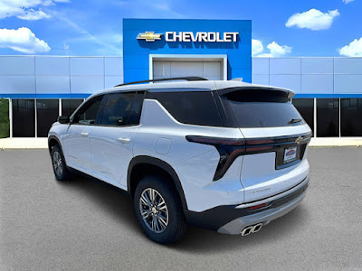 2026 Chevrolet Traverse FWD LT