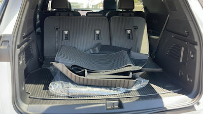 2026 Chevrolet Traverse FWD LT