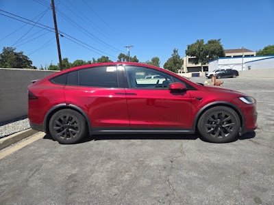 2024 Tesla Model X Base