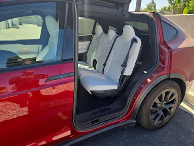 2024 Tesla Model X Base