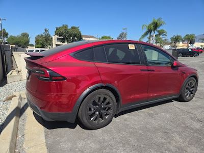 2024 Tesla Model X Base