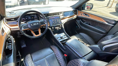 2022 Jeep Grand Cherokee Summit Reserve