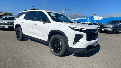 2026 Chevrolet Traverse FWD LT