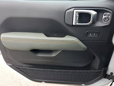 2025 Jeep Gladiator Mojave X