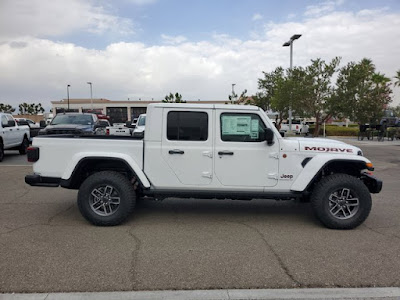 2025 Jeep Gladiator Mojave X